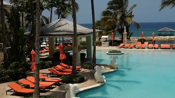 Piscine extérieure