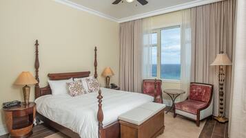 3 bedrooms, in-room safe, desk, iron/ironing board