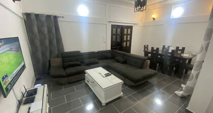 F3 Neuf Saint Michel Chrges Comprises Presence Femme DE Menage