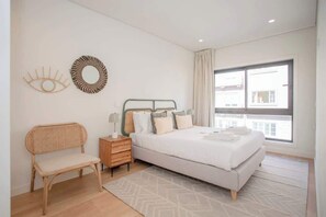 1 bedroom, WiFi, bed sheets - Liiiving in Porto - City Design Apartment G (Porto)