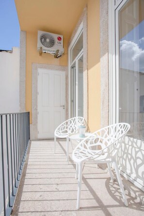 Terrace/patio - Liiiving in Porto - Downtown Balcony Studio (Porto)