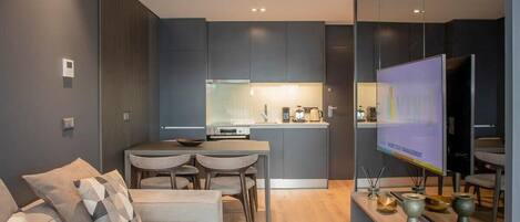 تلفزيون، مكتب