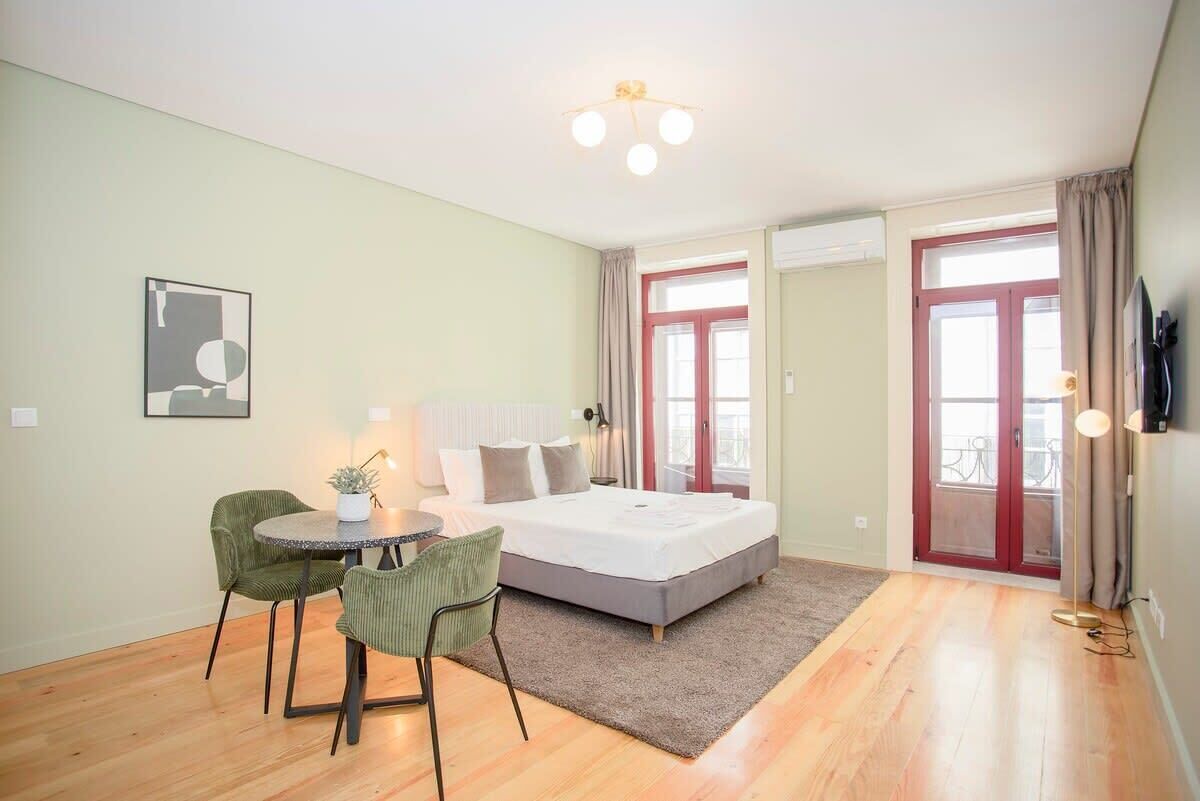 Fer et planche à repasser, Wi-Fi, draps fournis