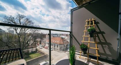Luxury Apartment w. City Views in KoĆĄice Old Town