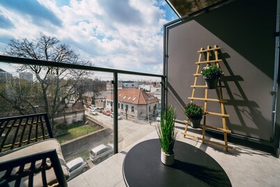 Luxury Apartment w. City Views in Košice Old Town