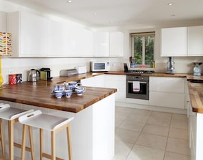 Cottage | Interior