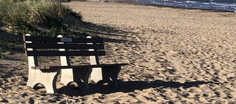 Ocean view, fully renovated beach condo!!! Steps to the sand, sleeps 6