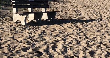 Ocean view, fully renovated beach condo!!! Steps to the sand, sleeps 6