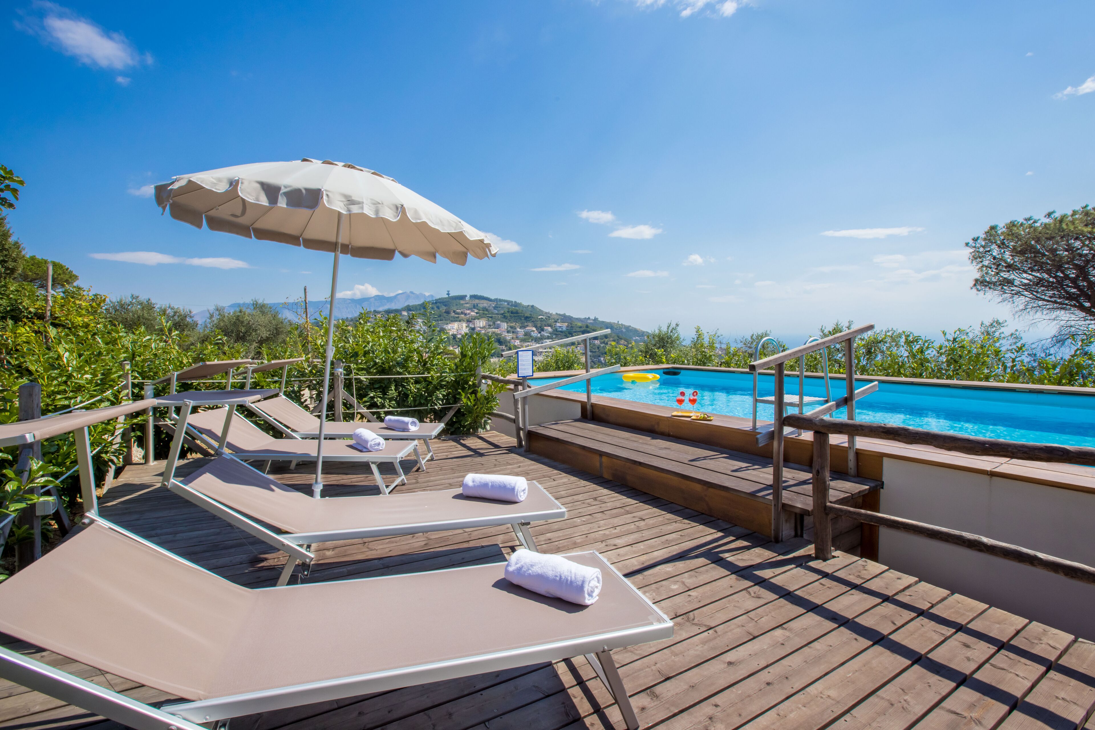 Piscina all'aperto