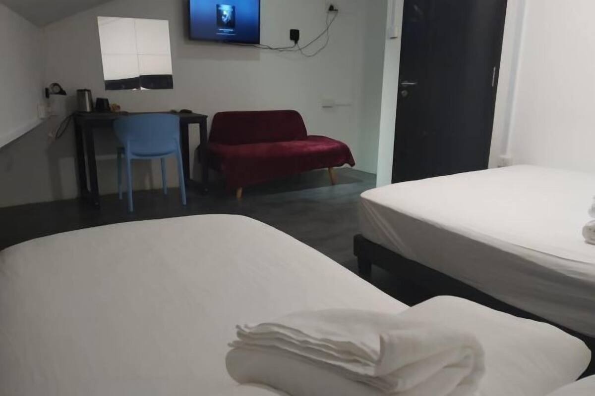In-room safe, desk, free WiFi, bed sheets