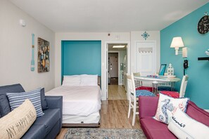 1 chambre, fer et planche à repasser, Wi-Fi gratuit, draps fournis