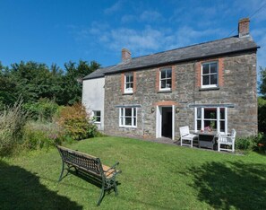 Exterior - Conifers (Wadebridge)