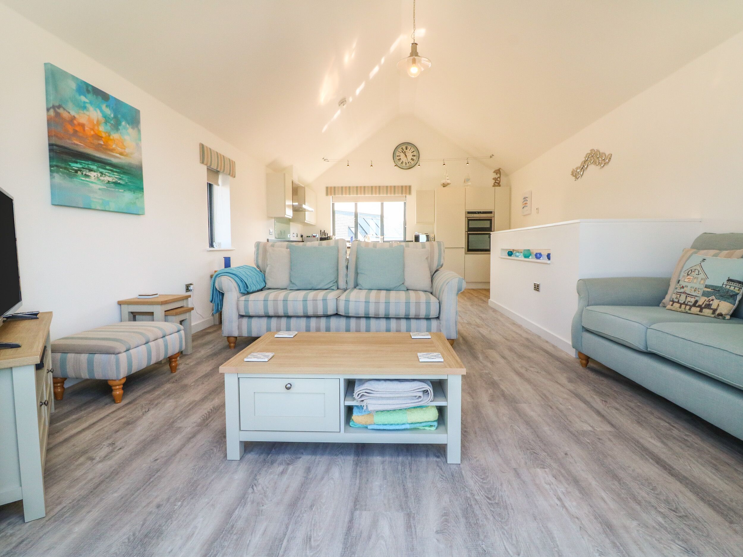 Cottage | Interior
