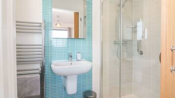 Ferienhaus | Badezimmer | Dusche