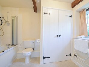 Cottage | Bathroom - Mill Pond (Wadebridge)