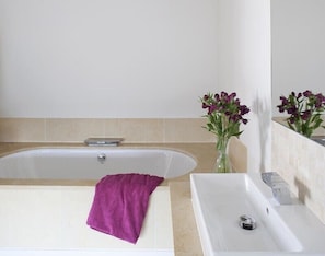 Cottage | Bathroom - Downalong (Wadebridge)