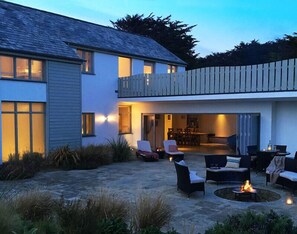 Cottage | Balcony - Downalong (Wadebridge)