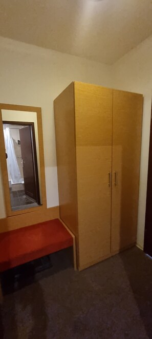 Premium bedding, Select Comfort beds, individually furnished - City Comfort Hotel Hamburg Hauptbahnhof (Hamburg)