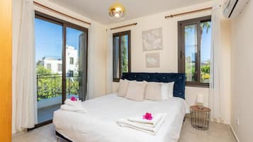 4 quartos, ferros/tábuas de passar roupa, Wi-Fi, roupa de cama