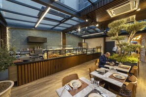 Restaurant - Brako Hotel (Istanbul)