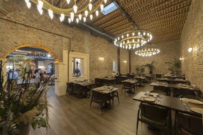 Restaurant - Brako Hotel (Istanbul)