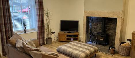Cottage | Living area