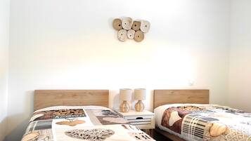 2 habitaciones, tabla de planchar con plancha y wifi gratis