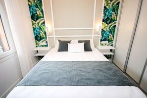 2 bedrooms, iron/ironing board, free WiFi