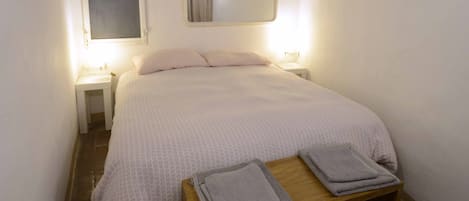 1 多间卧室、办公桌、熨斗/熨衣板、免费 WiFi