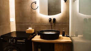 Luxury Apartment, 1 Bedroom | Bilik Mandi