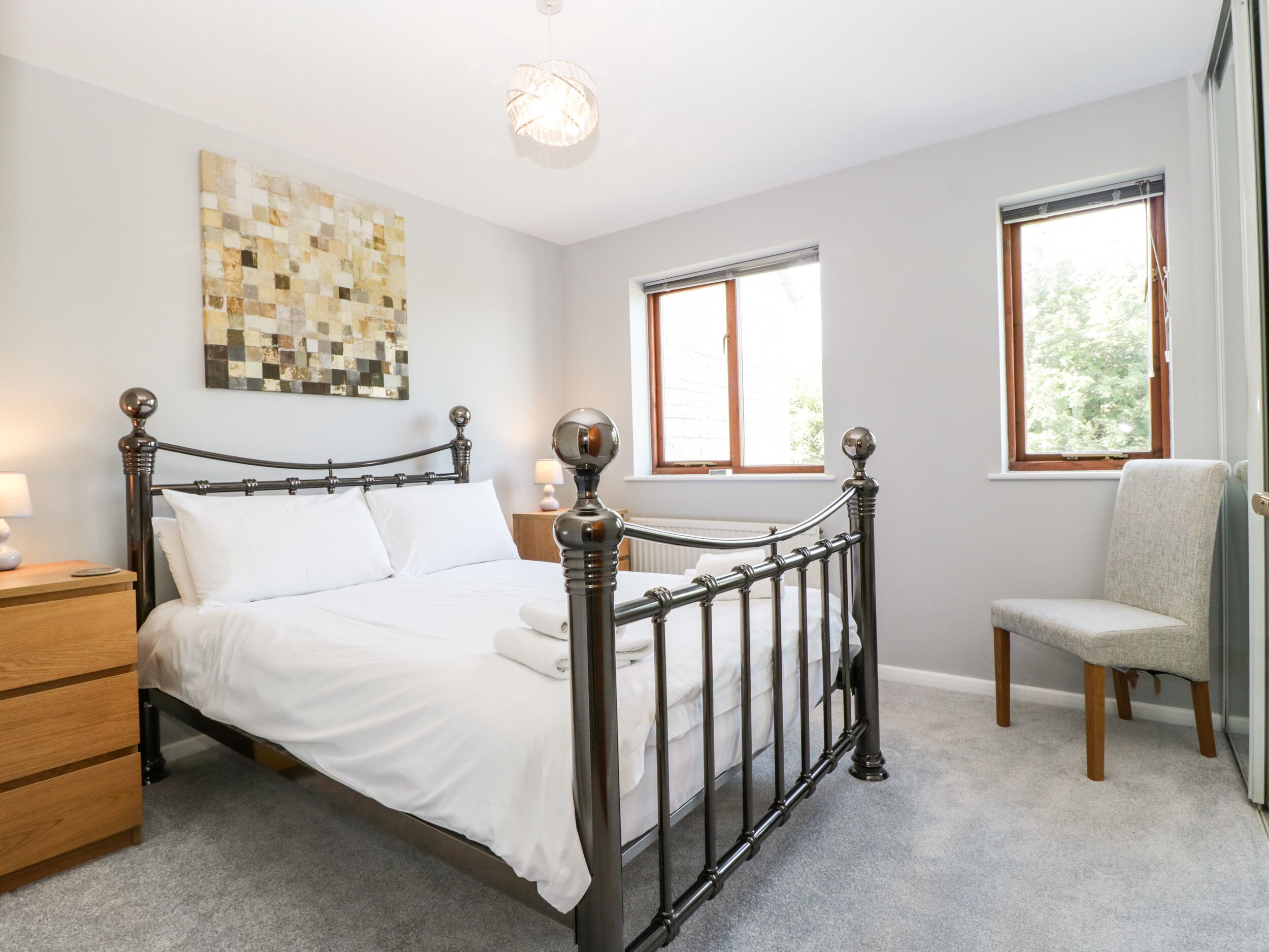 Cottage | 2 bedrooms, individually decorated, individually furnished, free WiFi