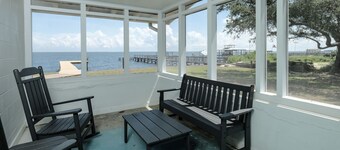 Bayfront Property - Sunsets, Fishing, Wildlife Viewing