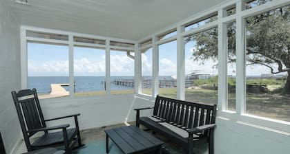 Bayfront Property - Sunsets, Fishing, Wildlife Viewing