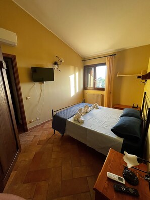 2 chambres, accès au Wi-Fi (inclus)