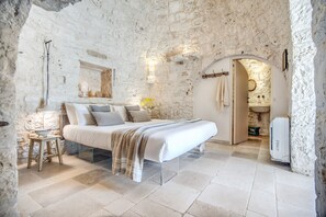 3 bedrooms, iron/ironing board, free WiFi, bed sheets - Trulli, cicale e olive - Le Case di Valentina (Ceglie Messapica)