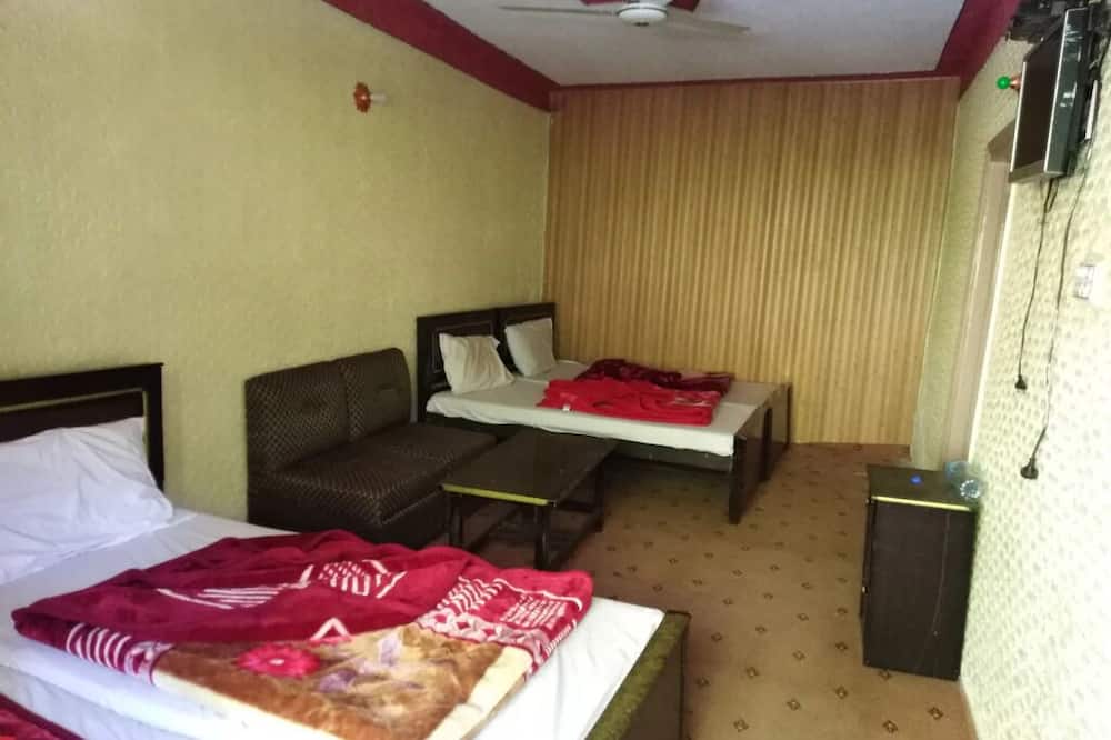 Green City Hotel And Restaurant