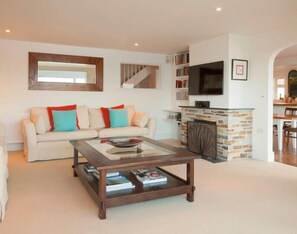 كوخ | المنشأة من الداخل