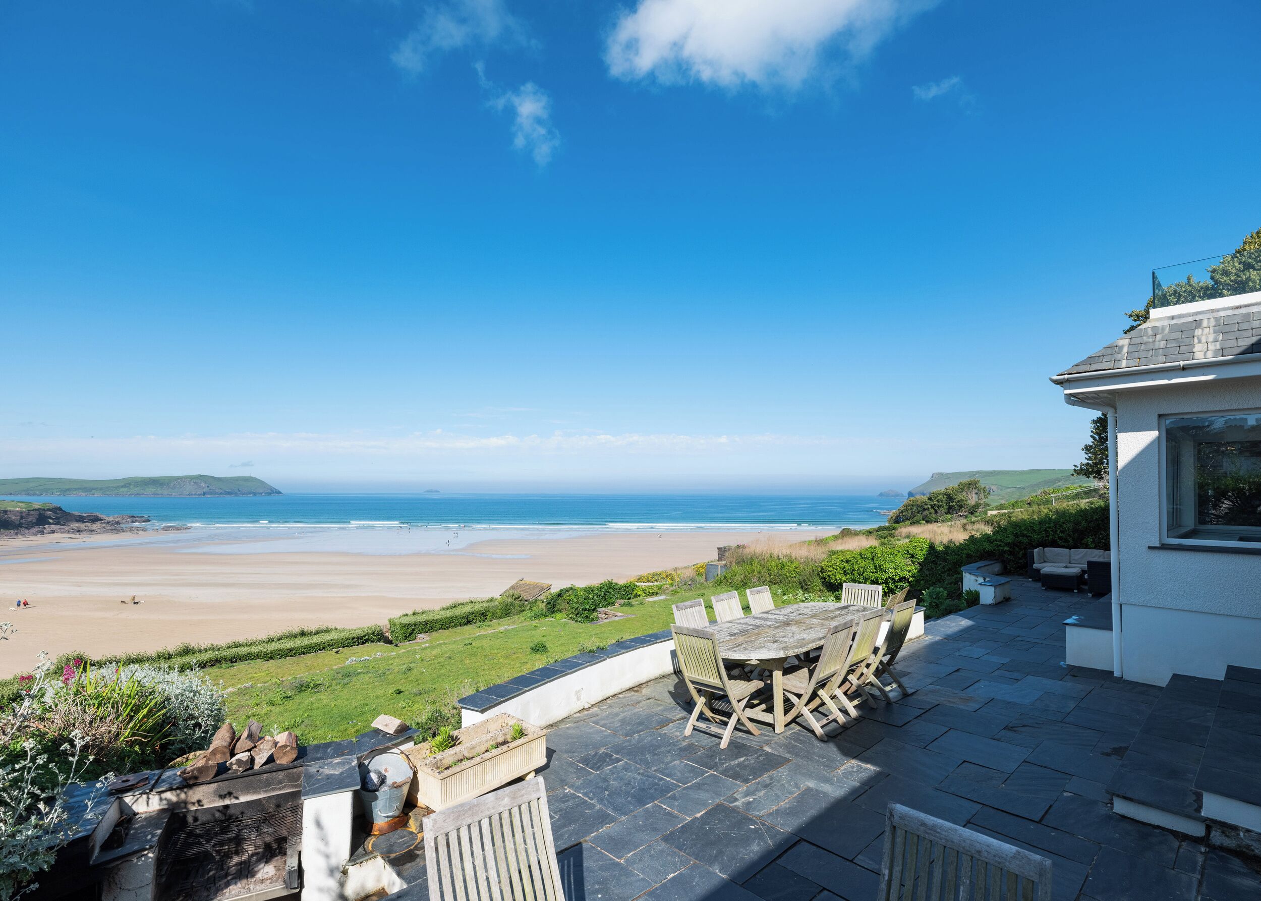 Cottage | Outdoor dining