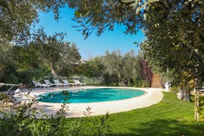 4 bedrooms - TD Il Vecchio Fienile Outdoor Kitchen With Pool View (Polignano a Mare)