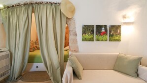 Ảnh chưa phân loại, 3 trong số 23 ảnh, nút