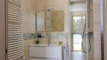 House | 4 bedrooms