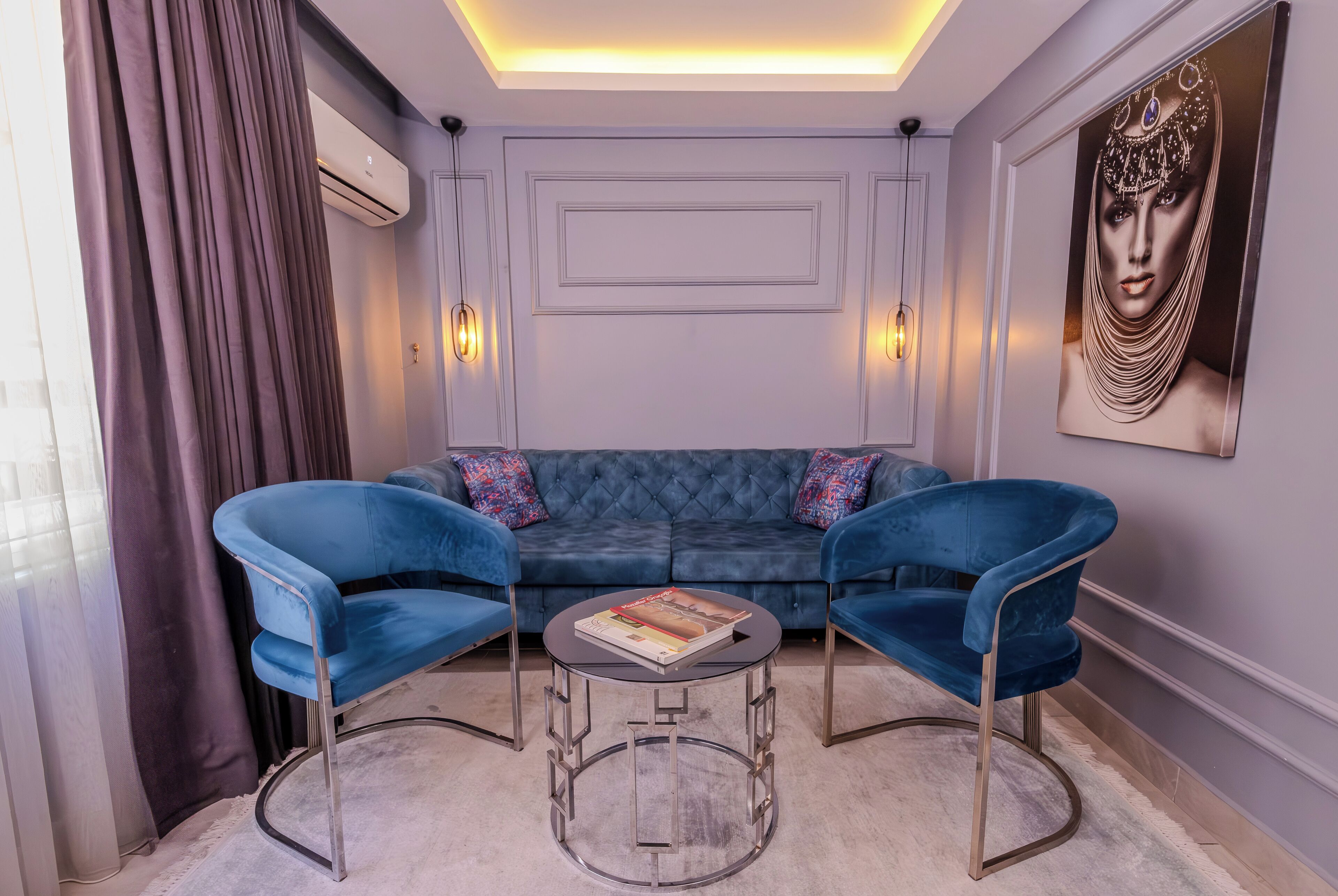 Deluxe Room | Minibar, in-room safe, free WiFi, bed sheets