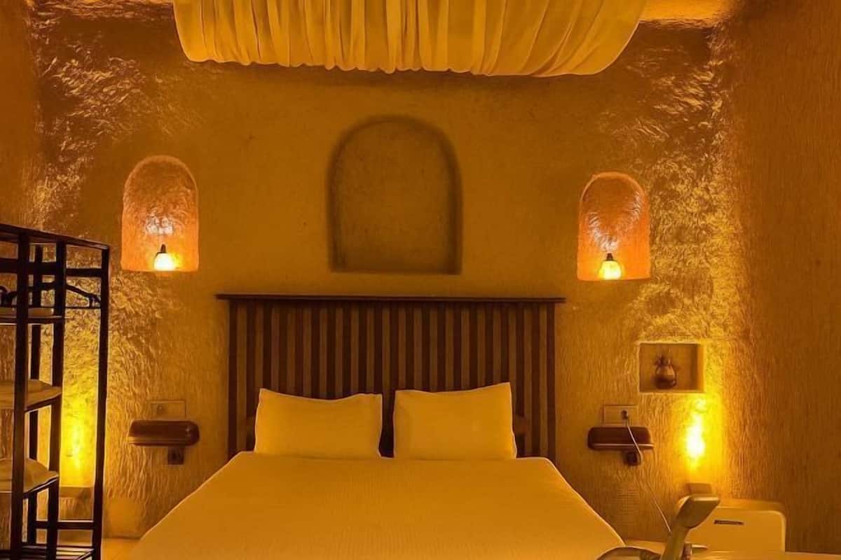 高級寢具、迷你吧、客房內保險箱、熨斗/熨衣板