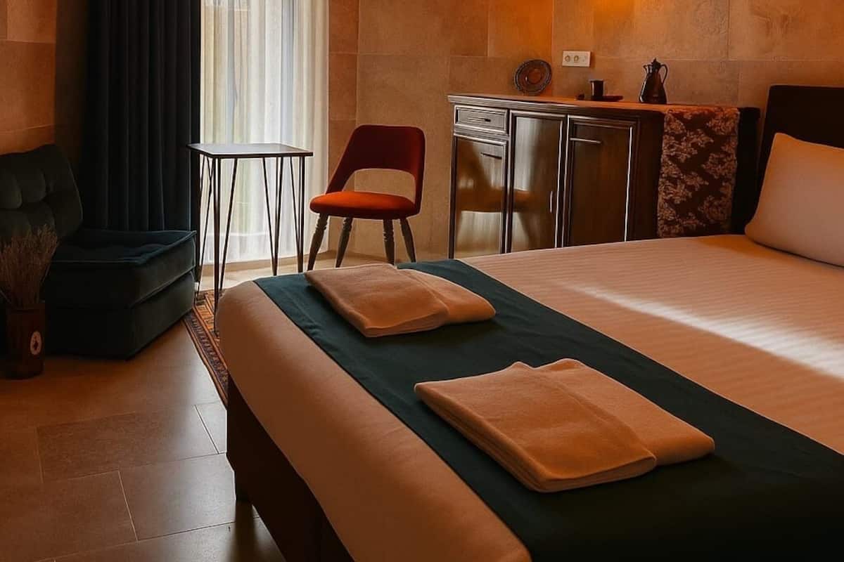 Studio Deluxe | Sängtillbehör av högsta kvalitet och minibar