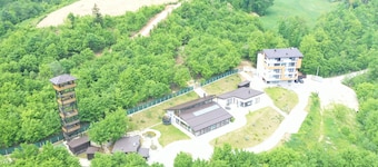 Apartment with 4 bedrooms and shared pool