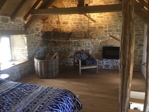 1 chambre, fer et planche à repasser, Wi-Fi gratuit, draps fournis