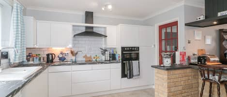 Cottage | Private kitchen