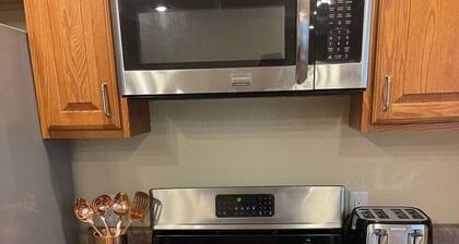 Beautiful 3 bedroom 2 bath home with 2,884 sq ft of living space