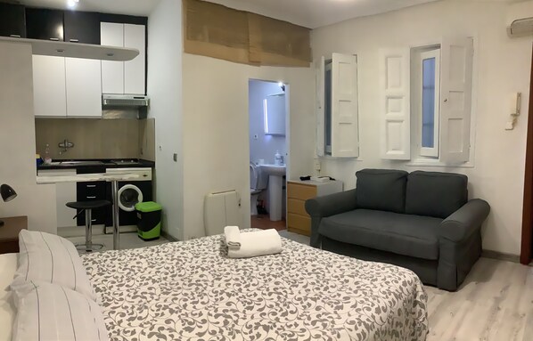 Room - Chueca Pelayo Studio (Madrid)