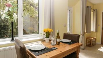 Cottage | Interior